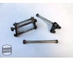 Kawasaki KZ305 motorblok frame bouten / ophanging steunen